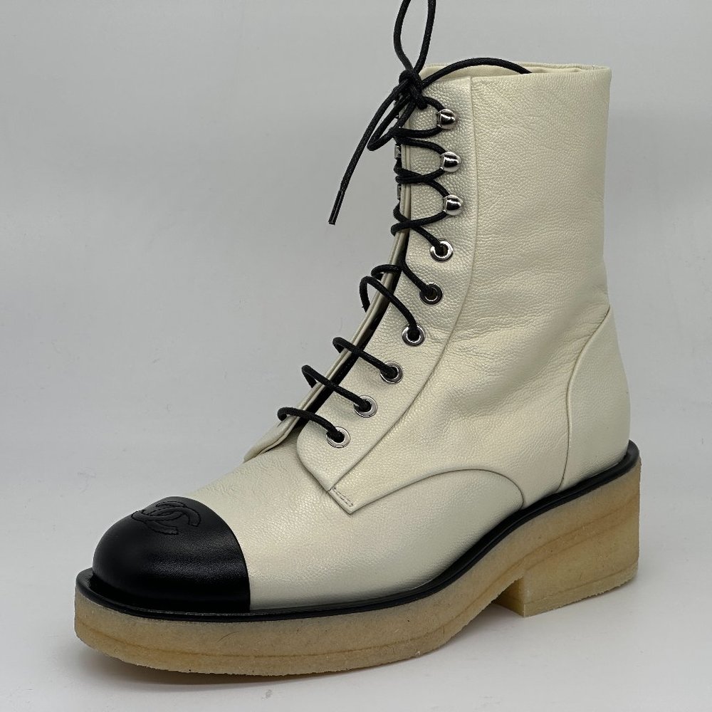 CHANEL 22A Grained Shimmer Leather Lace Up Combat Biker Hiking Ankle Boots - Picture 3 of 16